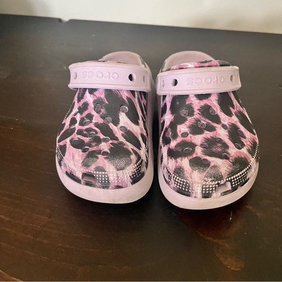 Crocs Crush Clog Purple Chunky Platform Shoes 11C Youth Animal Cheetah - Picture 2 of 5
